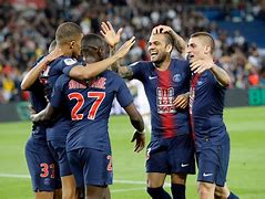 开云-包含巴黎圣日耳曼大胜领跑法甲联赛，欧冠前景一片光明的词条