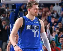 开云-阿曼球队在比赛中展现出强大团队合作精神，取得胜利的简单介绍